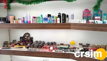 Loja Glamour Makes e acessorios Feminino - N°84 - Centro