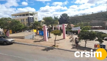 Praça Doutor Antônio Carlos - 13 - Berilo