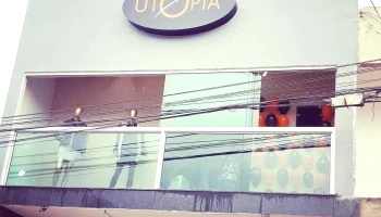 Utopia - 04 - Centro