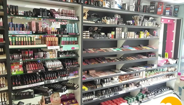 Altos Detalhes Perfumaria E Salao De Beleza Interior - Itaocara