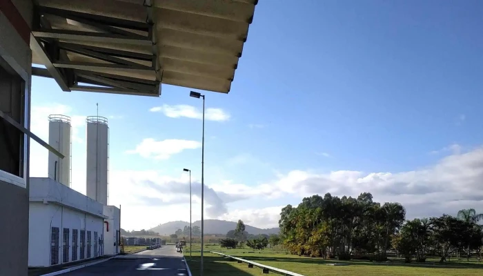 Brasilit -    Seropedica Rj Loja De Ferramentas - Seropédica