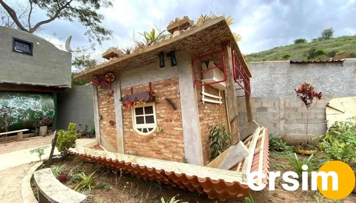 Casa Do Professor Pardal -  Tudo - Santa Maria Madalena
