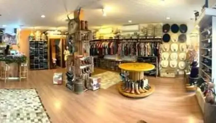 Celeiro Country Moda E Acessorios - 55 - Centro