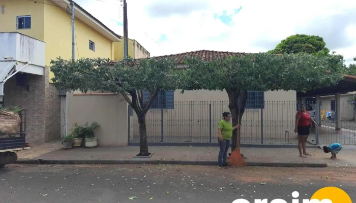 Comercial 2000 - 773 - Campina Verde