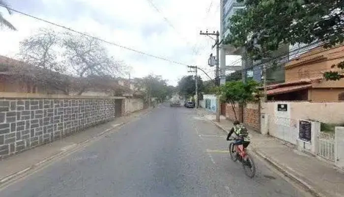 Dellas Espaco De Beleza Street View E 360deg - Paraíba Do Sul