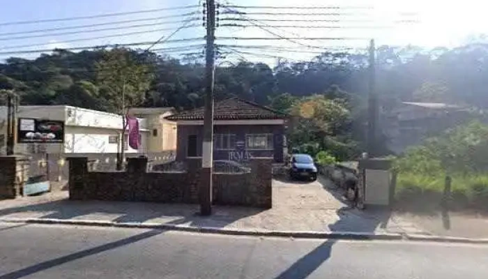 Elevada Pijamas Cirurgicos E Jalecos Street View E 360deg - Miguel Pereira
