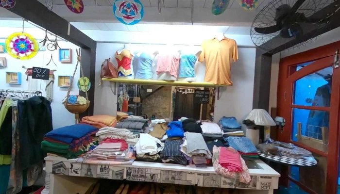 Girassol Brecho Paraty -  Interior - Paraty