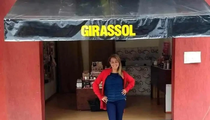 Girassol Makeup -  Do Proprietario - Itatiaia