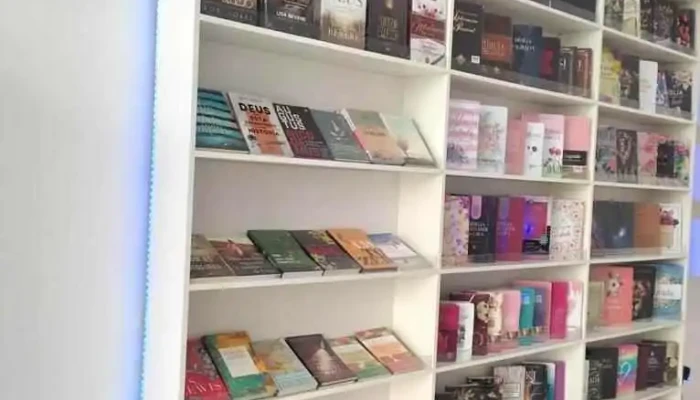 Leitor Store Seropedica Estante - Seropédica