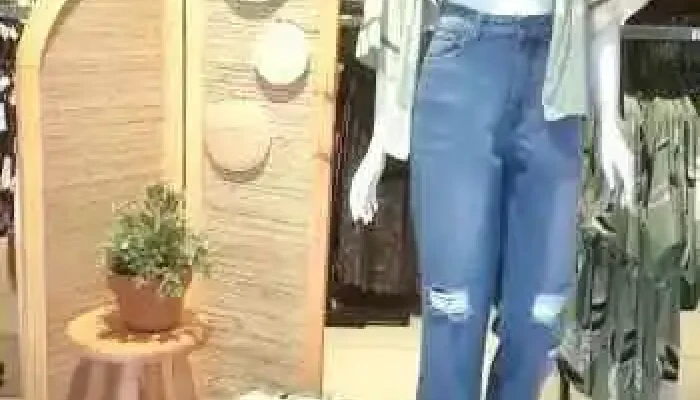 Lojas Emporio   Nova Iguacu Videos - Nova Iguaçu