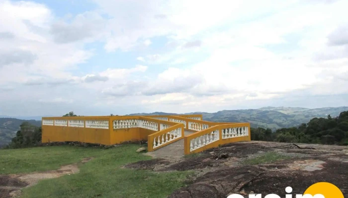 Mirante da Serrinha - 37578-000