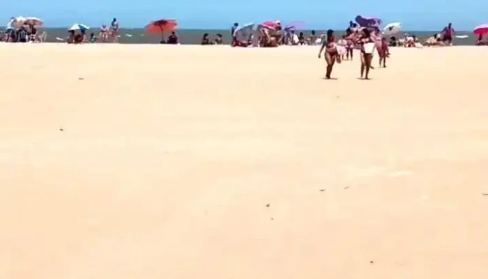 Praia De Santa Clara -  Videos - São Francisco De Itabapoana