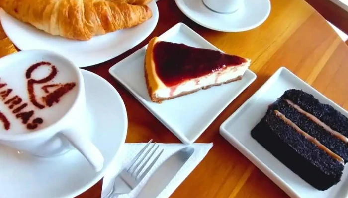 Quatro Marias Boulangerie -  Croissant - Itatiaia