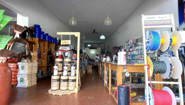 Racoes Quinzinho Loja De Racao - Miguel Pereira