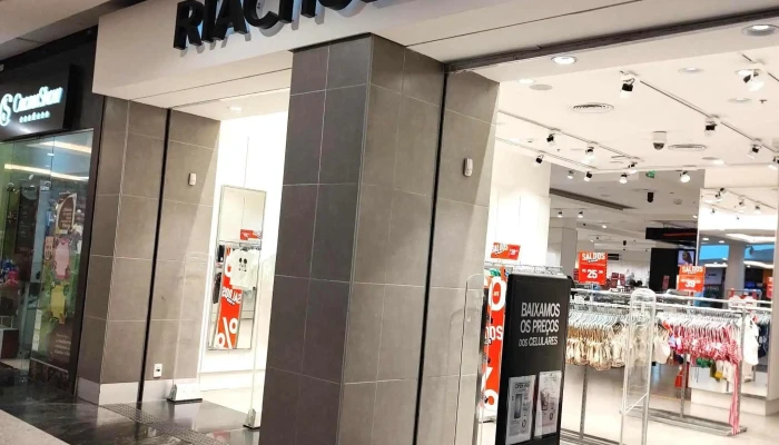 Riachuelo -  Loja De Roupa - Nova Iguaçu