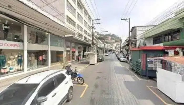 Roupas Moda -  Tudo - Petrópolis