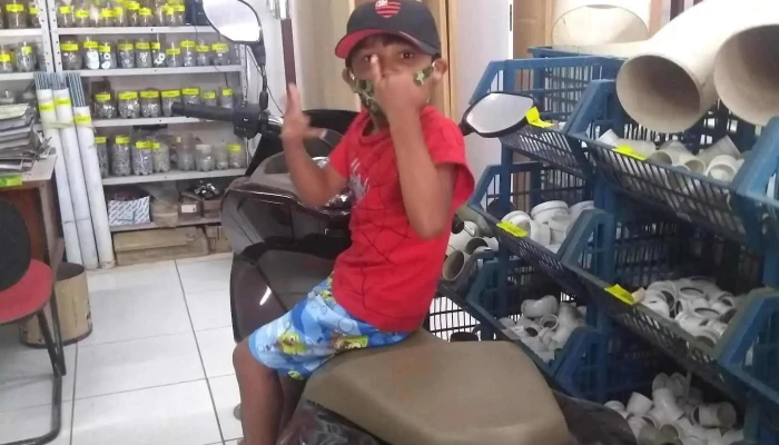 Sempre Alerta Ferragens E Bazar Ltda -  Interior - Paracambi