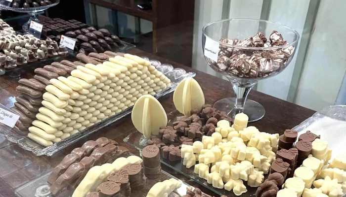 Tonttulakki Suklaat Fabrica De Chocolate Endereco - Itatiaia